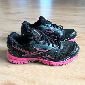 Reebok Women Nano Gym Shoes Size 6.5 US